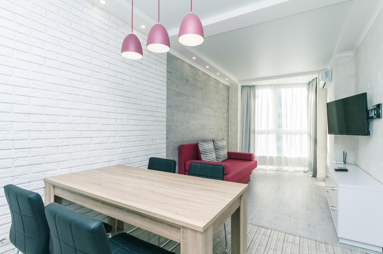 Flatrent Drahomanova 2A Kyiv Exterior foto