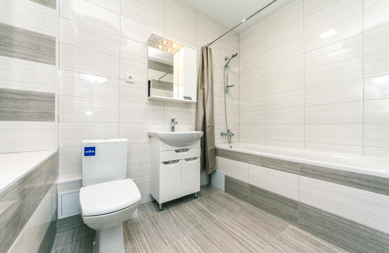 Flatrent Drahomanova 2A Kyiv Exterior foto